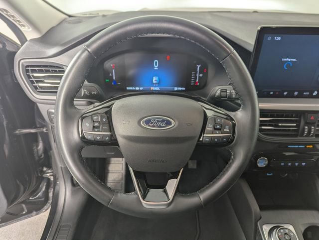 Used 2023 Ford Escape SE image 18
