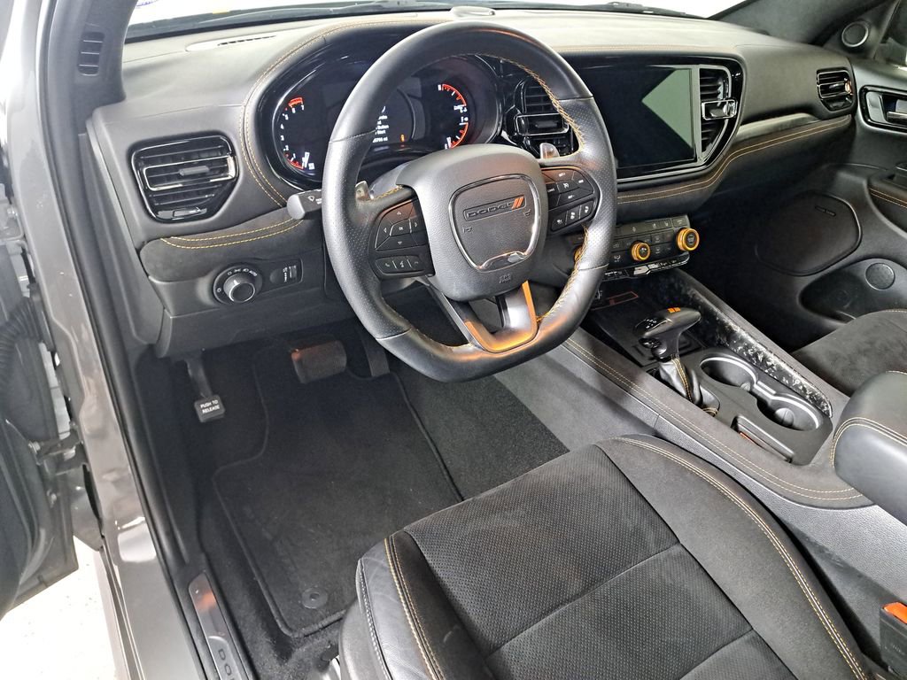 Used 2023 Dodge Durango R/T w/ Hemi Orange Plus Package image 11