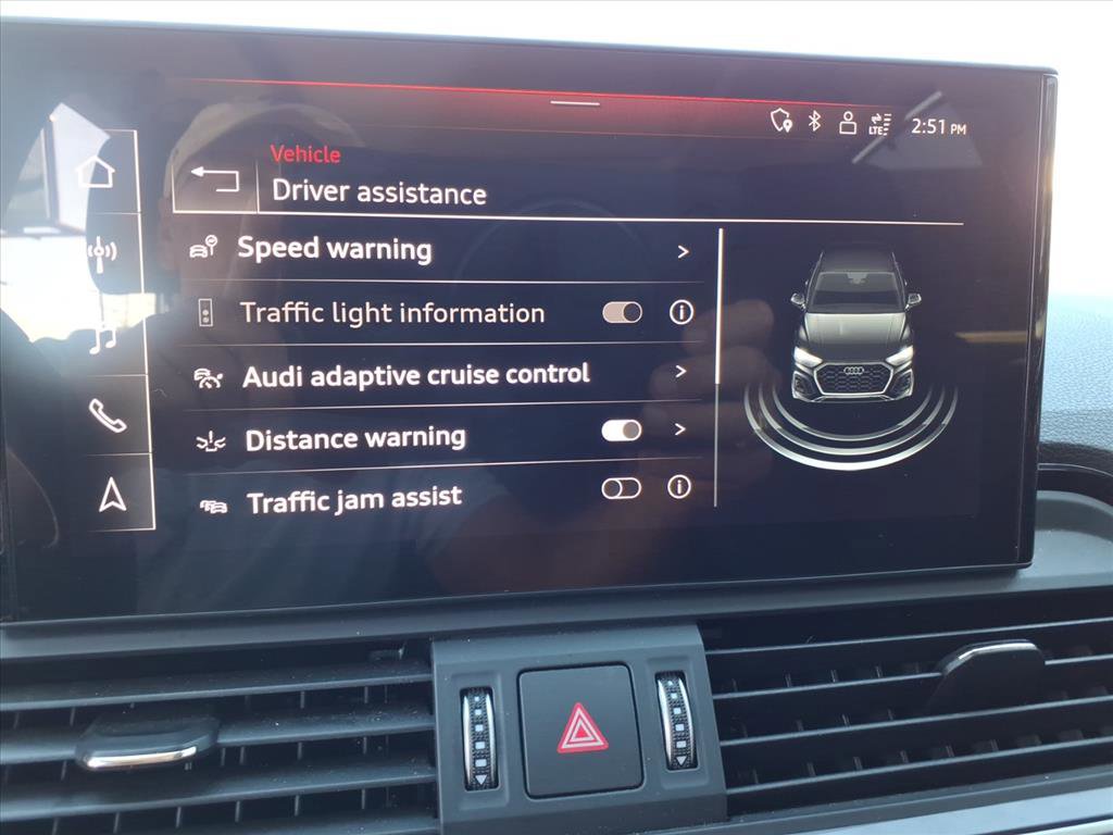 Used 2021 Audi Q5 Prestige w/ Prestige Package image 11