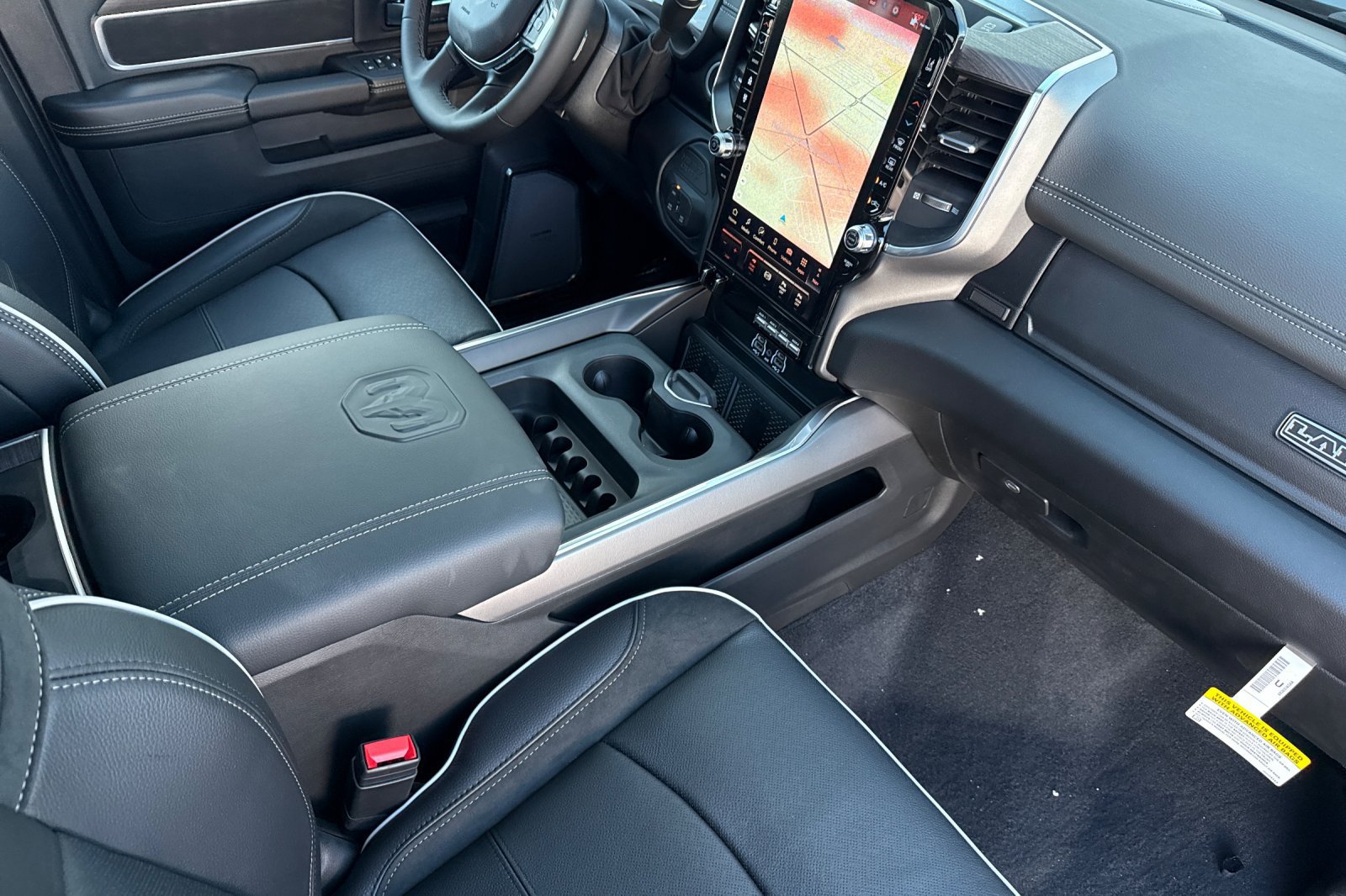 New 2026 RAM 3500 Laramie AWD/4WD image 15
