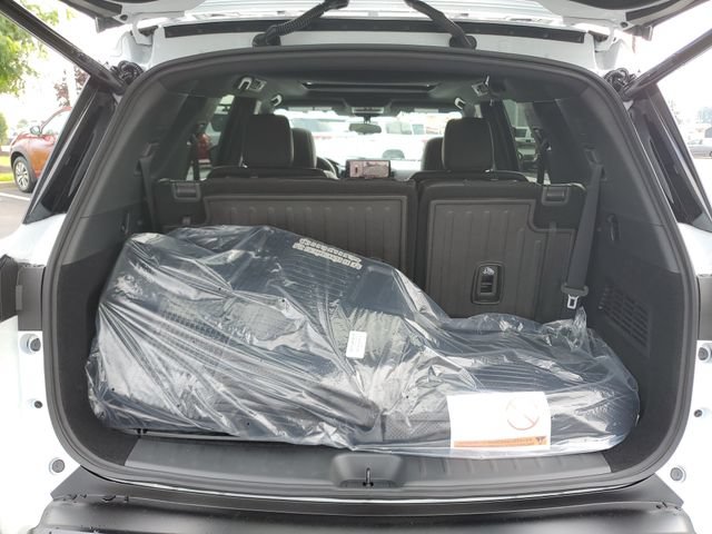 New 2026 Nissan Pathfinder Rock Creek w/ Rock Creek Premium Package AWD/4WD image 12
