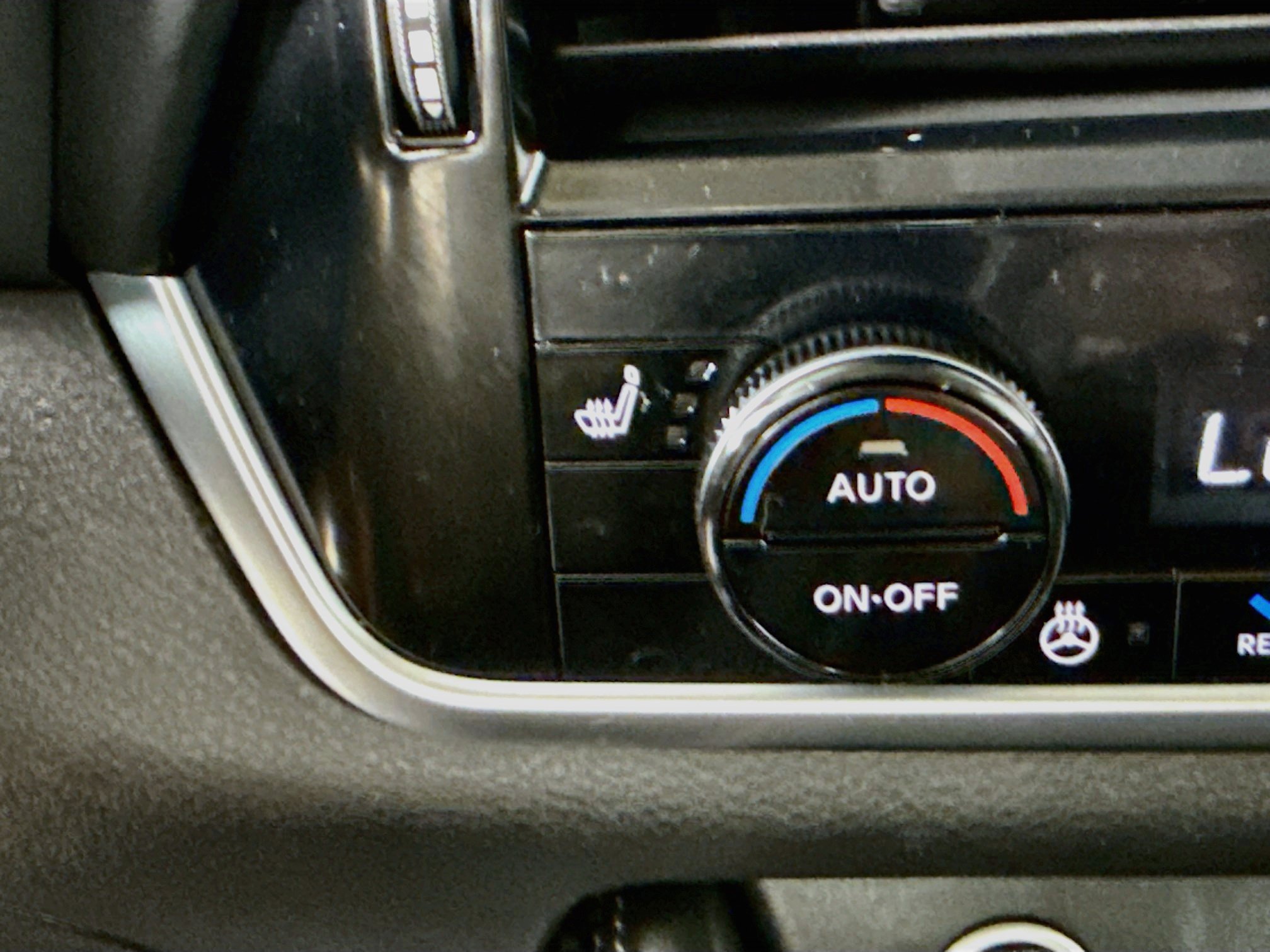Used 2021 Nissan Rogue SL w/ Premium Package FWD image 25