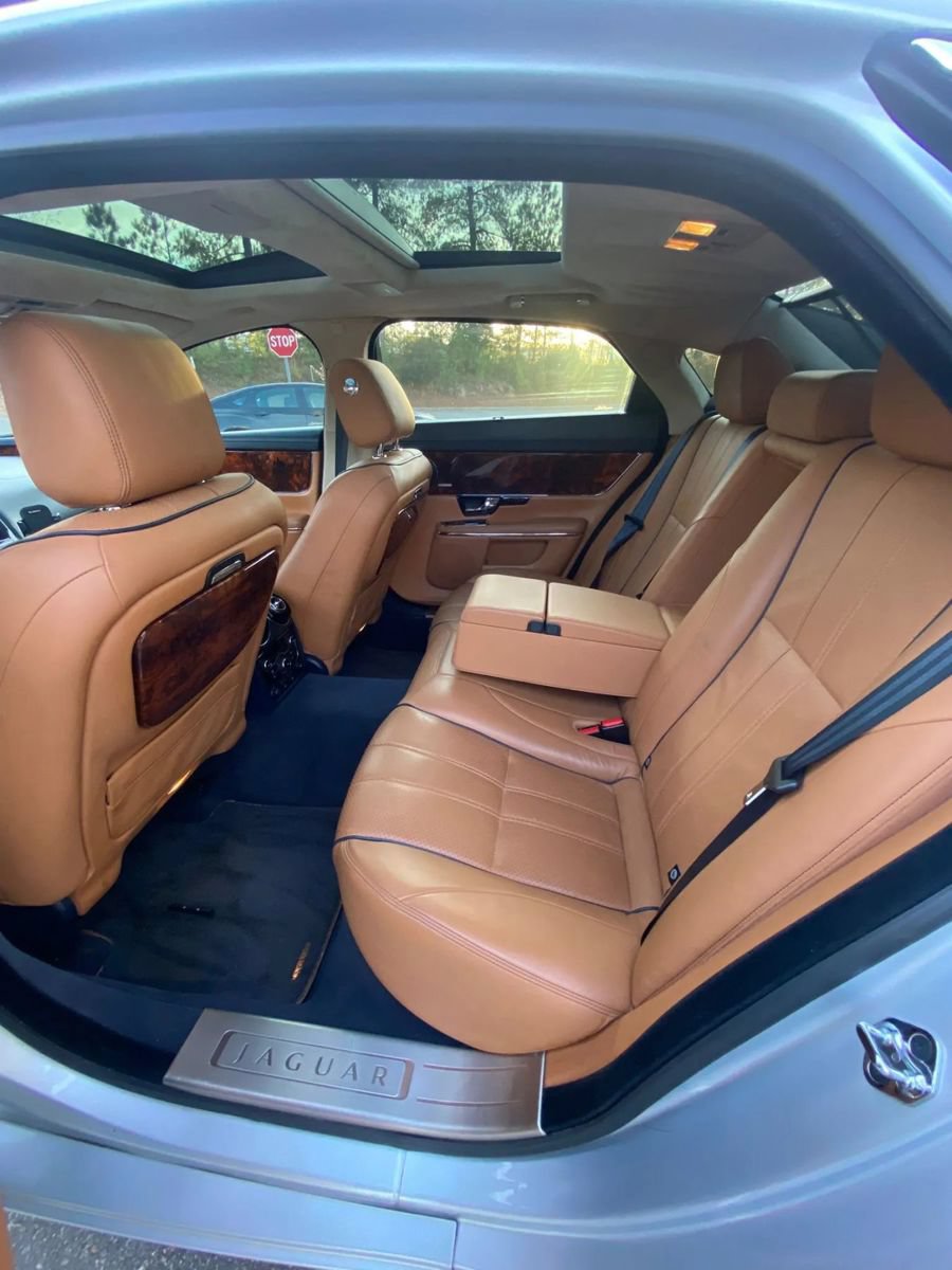 Used 2011 Jaguar XJ L Supercharged RWD image 15