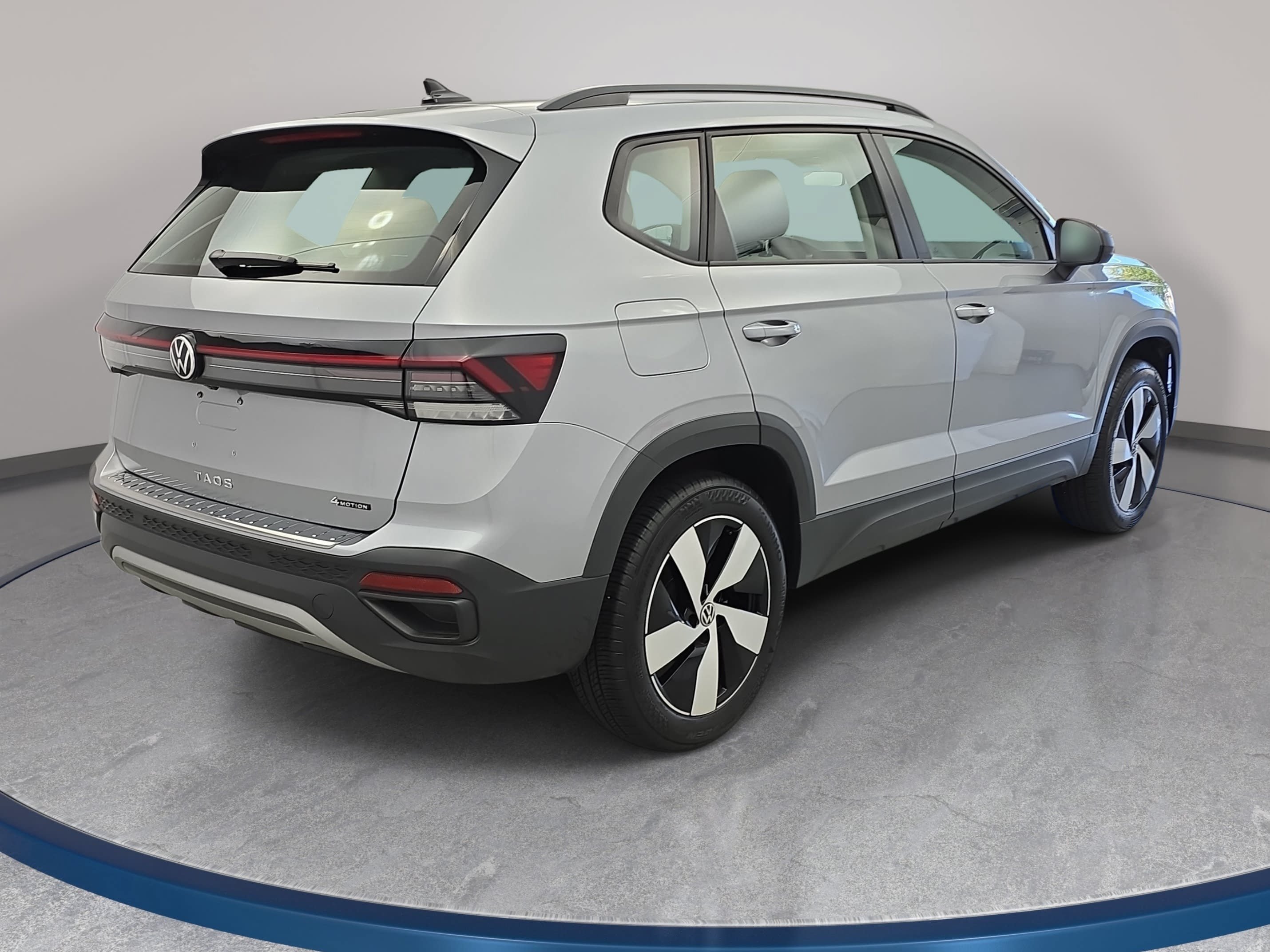 Used 2025 Volkswagen Taos S AWD/4WD image 5