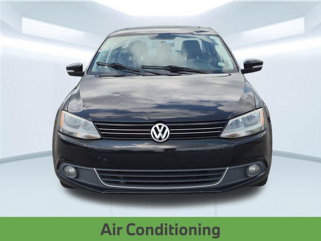 Used 2013 Volkswagen Jetta SEL FWD image 11