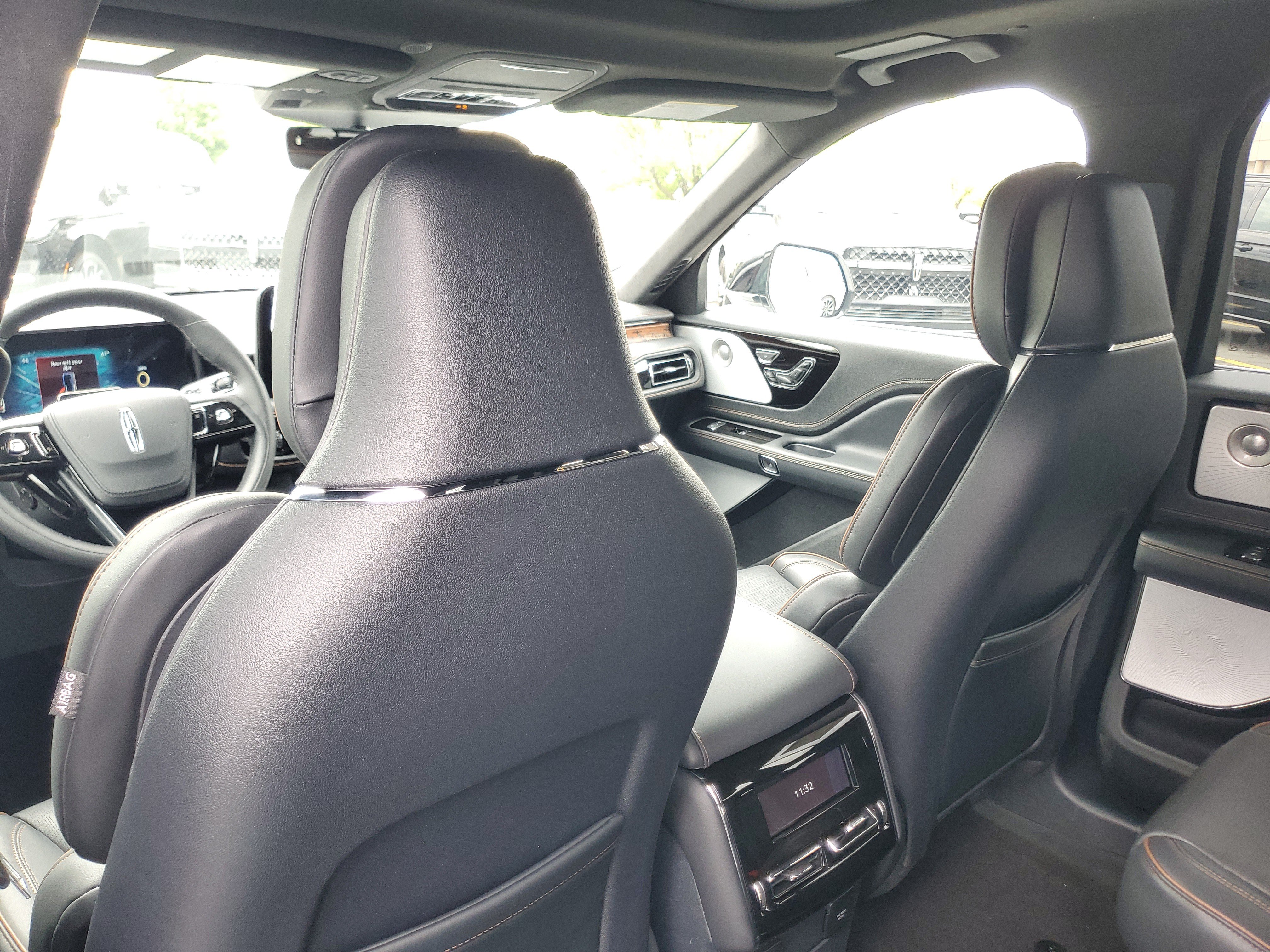 New 2026 Lincoln Aviator Black Label AWD/4WD image 24