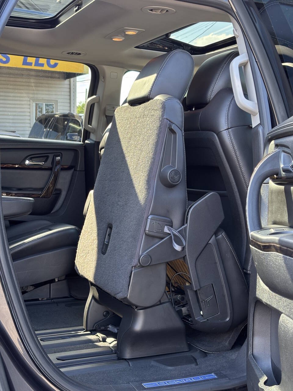 Used 2016 GMC Acadia Denali AWD/4WD image 23