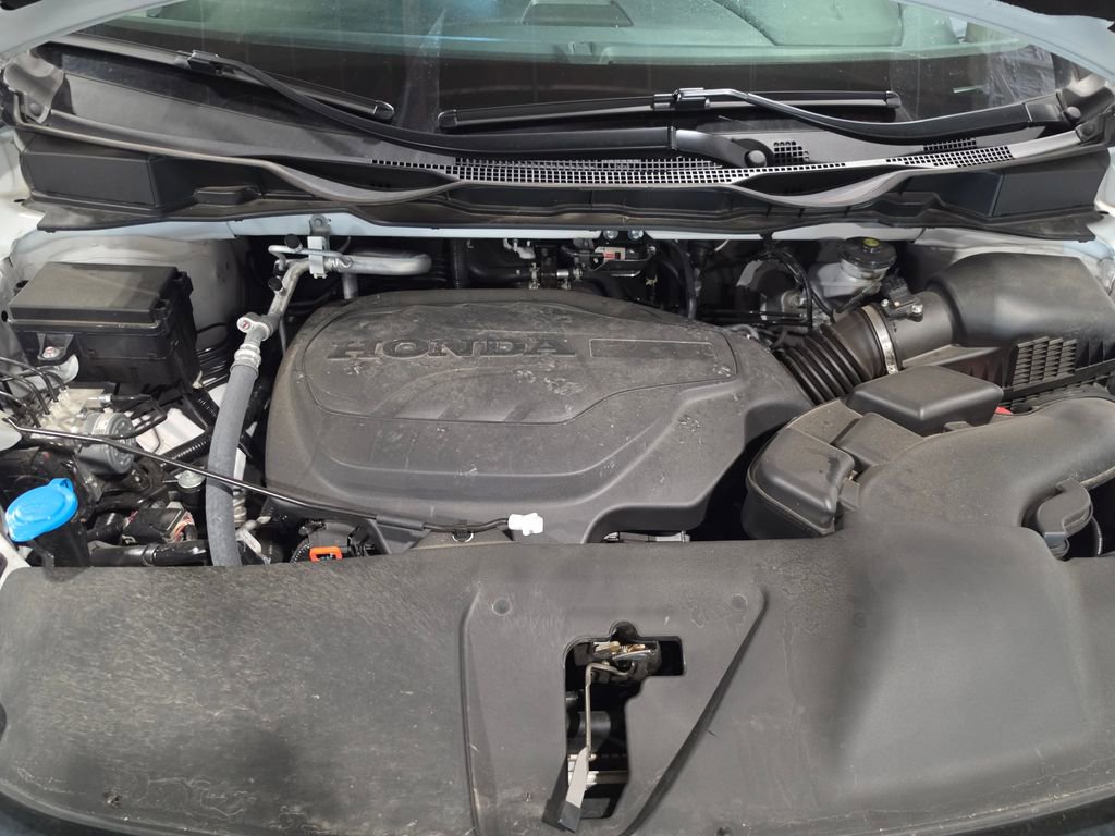 Used 2025 Honda Odyssey Elite image 9