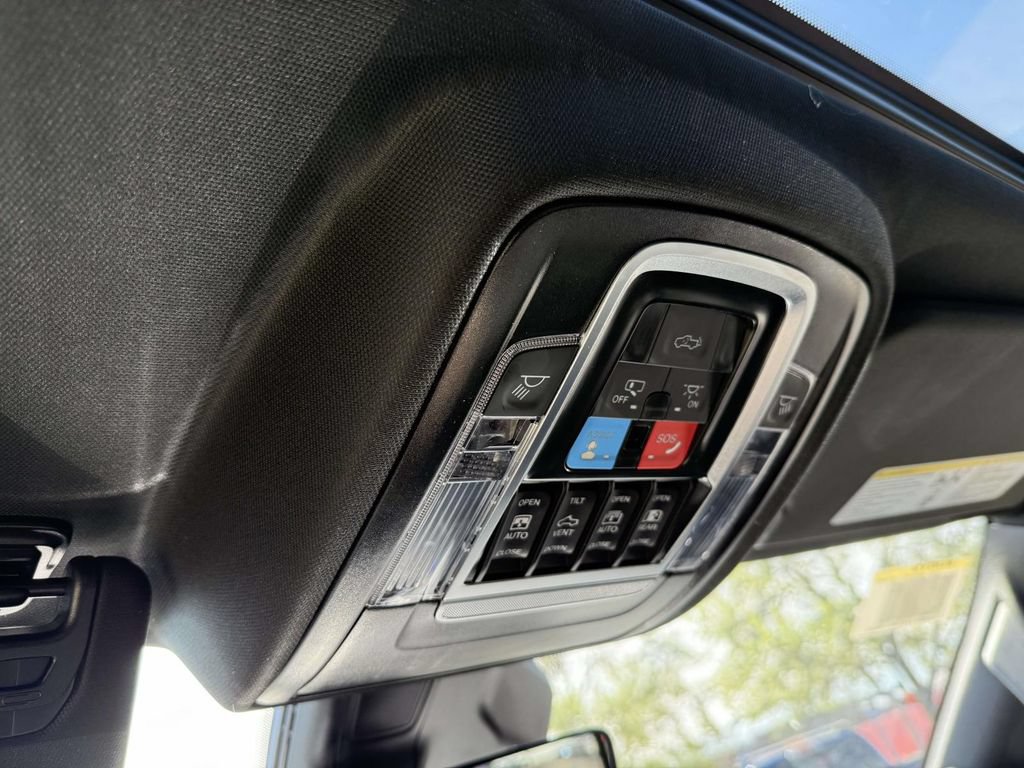 New 2026 RAM 1500 Laramie w/ Night Edition AWD/4WD image 27