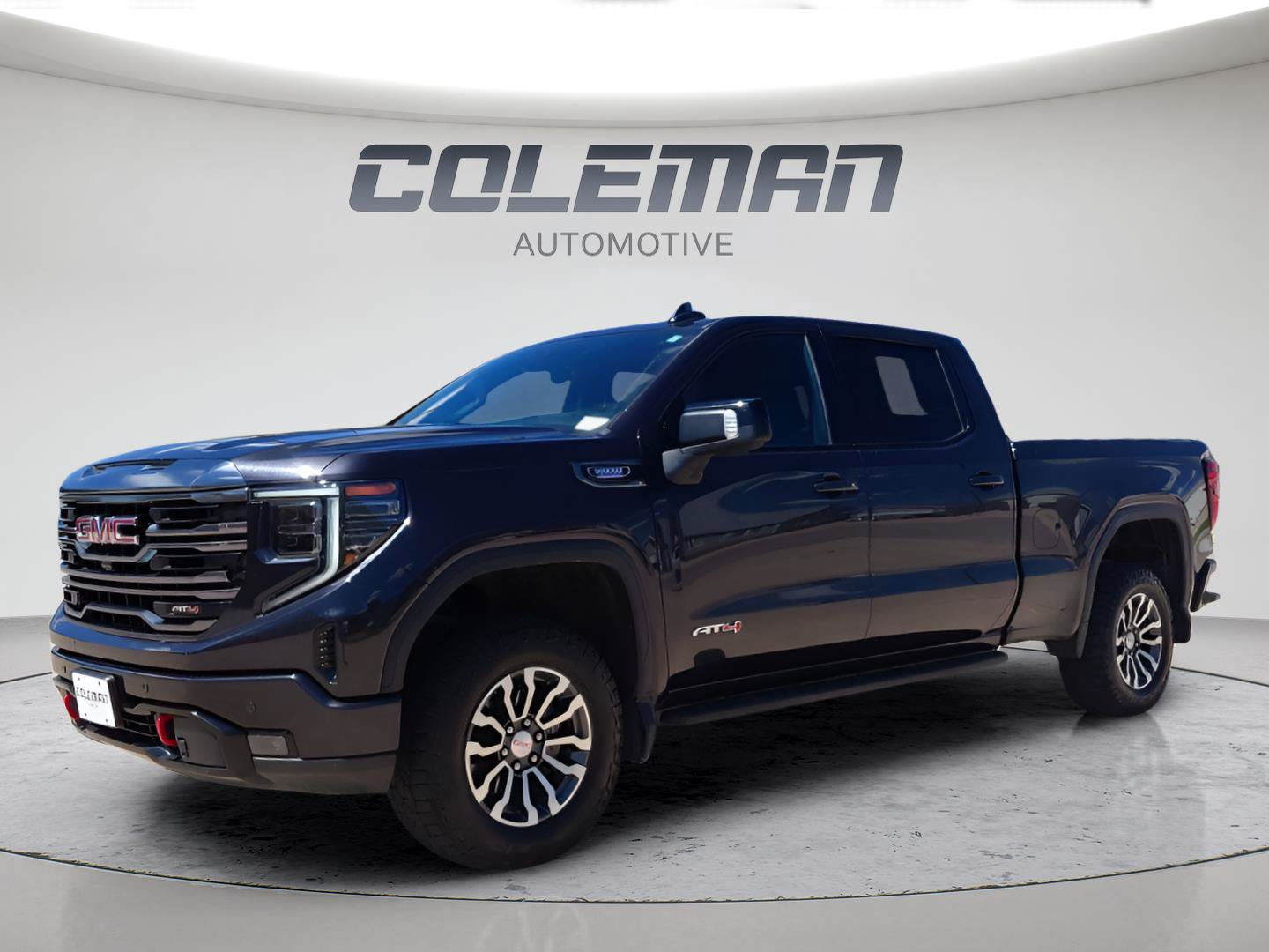 Used 2022 GMC Sierra 1500 AT4 w/ AT4 Premium Package AWD/4WD image 1
