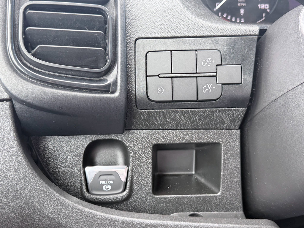 Used 2026 RAM ProMaster 2500 w/ Convenience Group FWD image 18