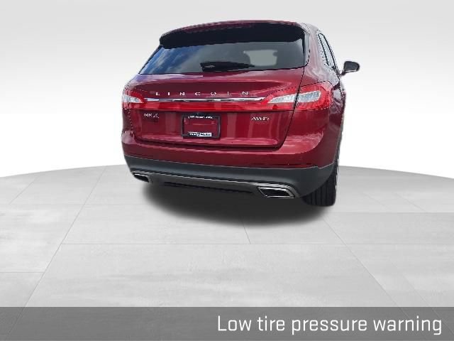 Used 2017 Lincoln MKX Reserve w/ Driver Assistance Package AWD/4WD image 21