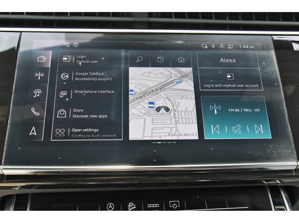Used 2025 Audi Q7 3.0T Premium Plus AWD/4WD image 28