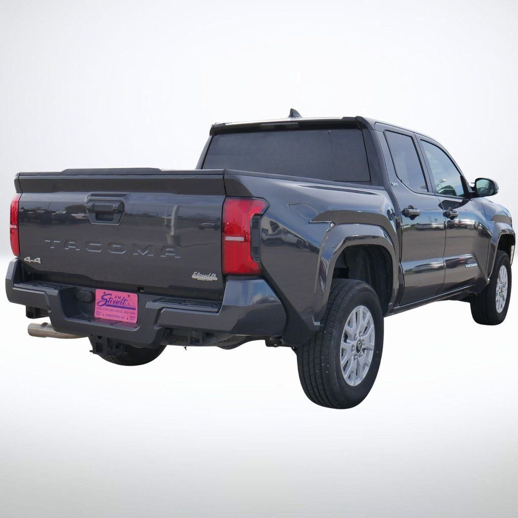 Used 2024 Toyota Tacoma SR5 image 4
