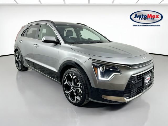 Used 2023 Kia Niro EX Touring image 1