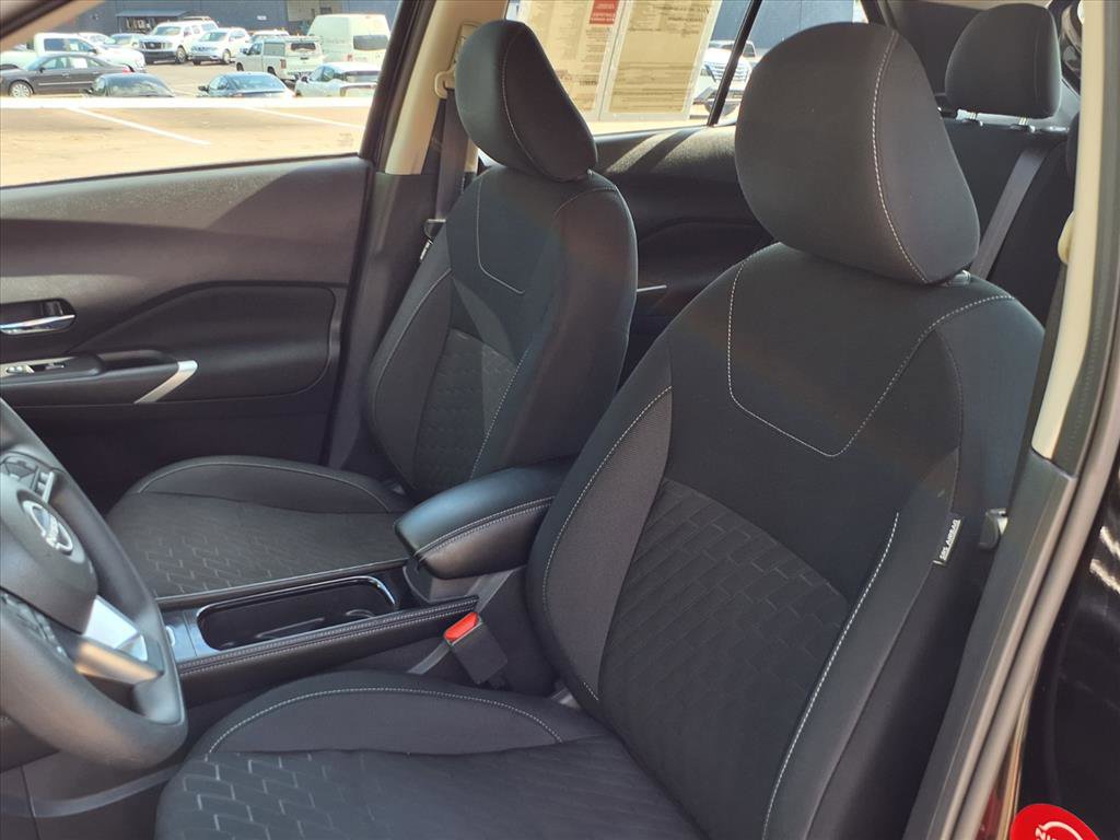 Certified 2024 Nissan Kicks SV image 13