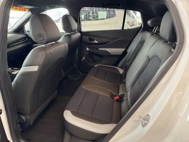 Used 2024 Buick Envista Preferred image 18