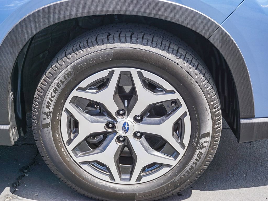 Used 2019 Subaru Forester Premium w/ All-Weather Package image 9
