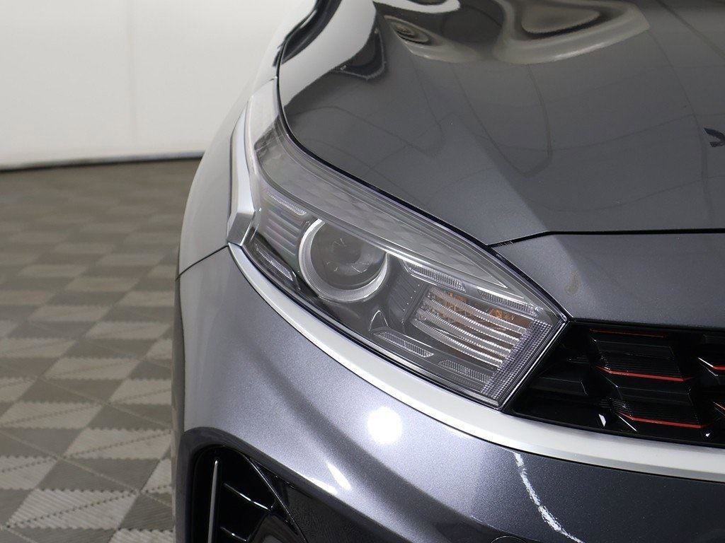 Used 2024 Kia Forte GT-Line image 11