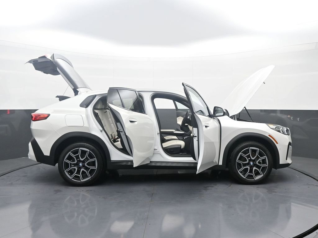 New 2026 BMW X2 xDrive28i w/ Technology Package AWD/4WD image 45