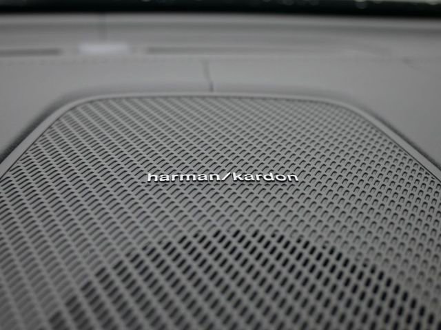 New 2026 Volvo XC60 T8 Ultra w/ Protection Package Premier image 30