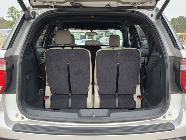 Used 2019 Ford Explorer XLT w/ Equipment Group 201A image 30