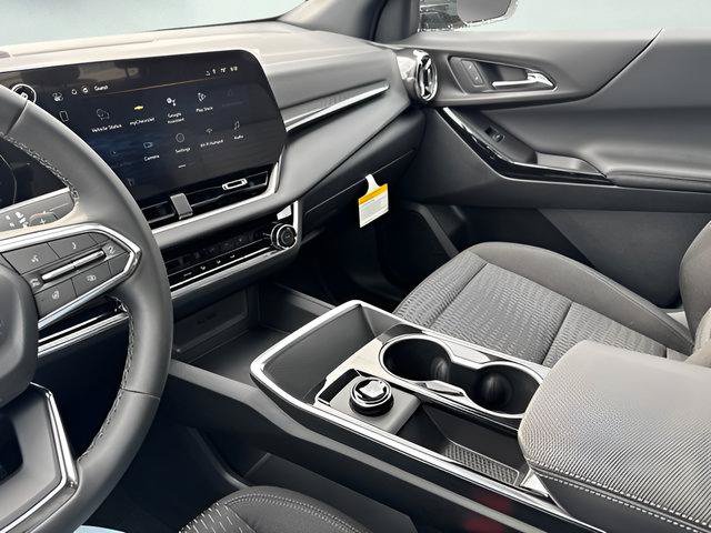New 2026 Chevrolet Equinox LT w/ Midnight Edition AWD/4WD image 18