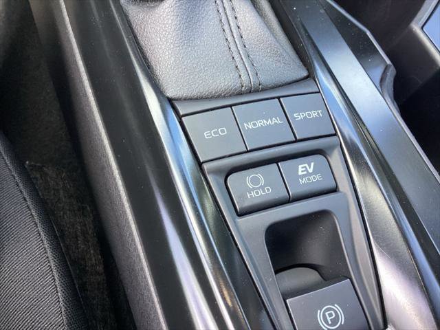 Certified 2025 Toyota Camry LE w/ Convenience Package image 18