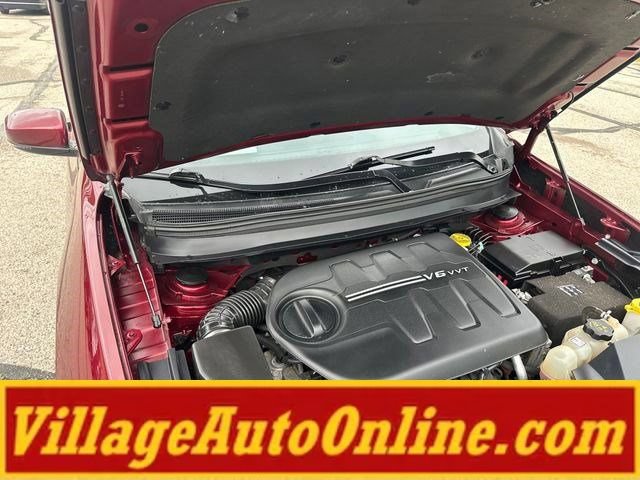 Used 2021 Jeep Cherokee Latitude Lux FWD image 41
