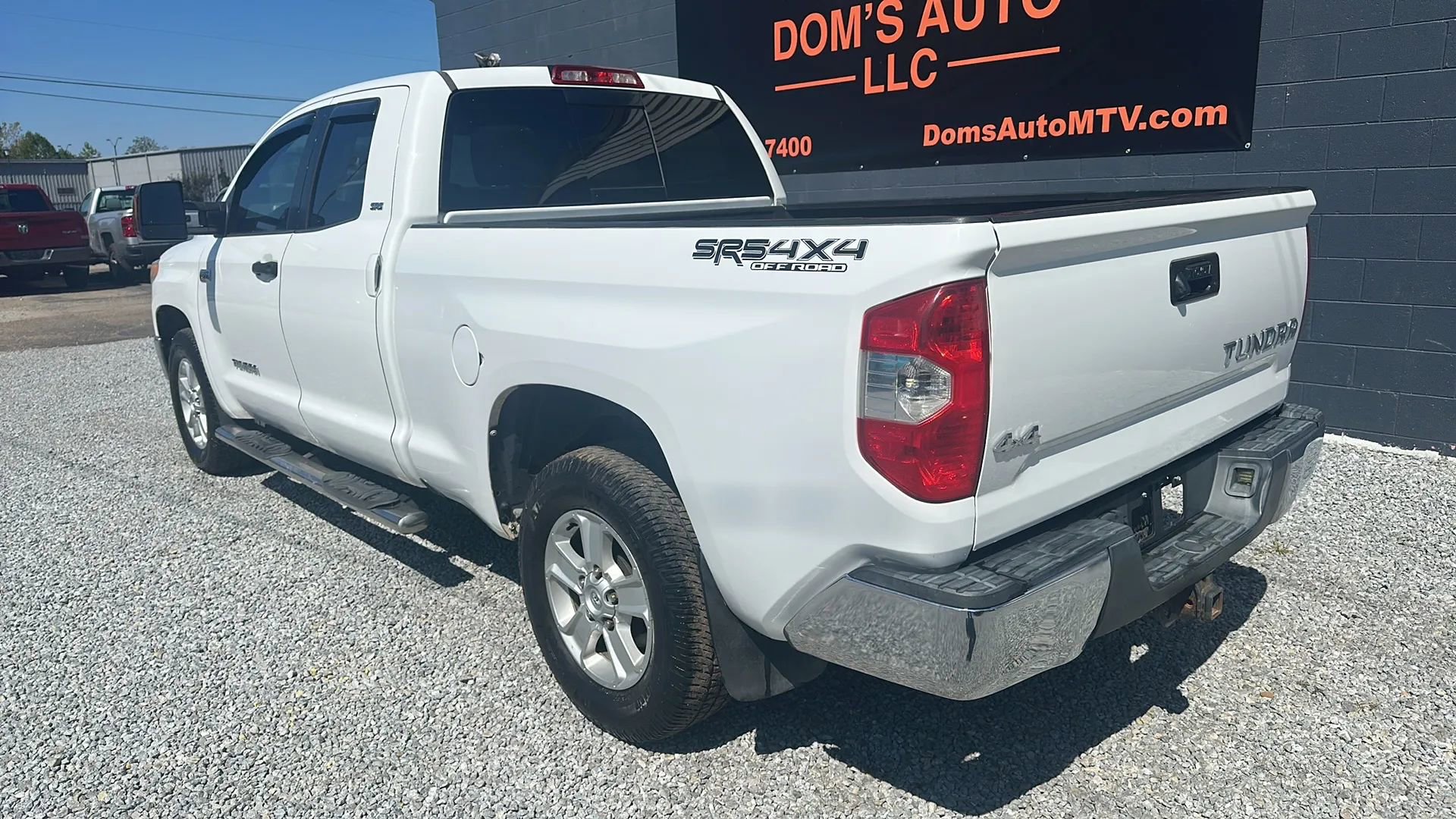 Used 2014 Toyota Tundra SR5 image 2
