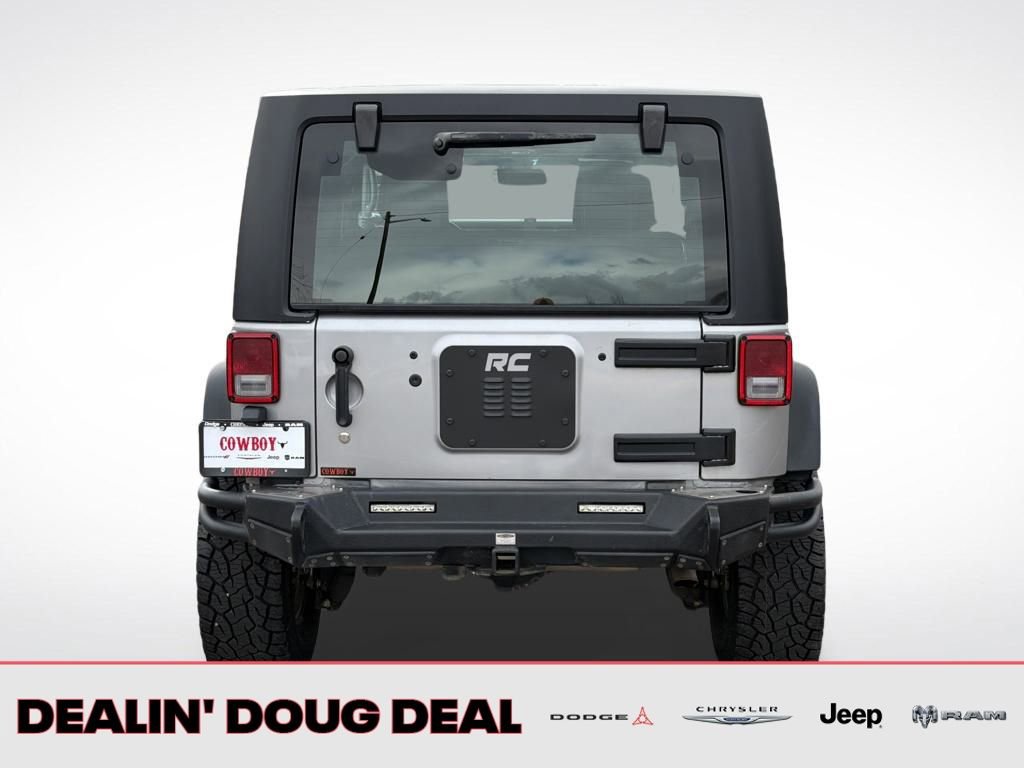 Used 2018 Jeep Wrangler Rubicon w/ Power Convenience Group image 4