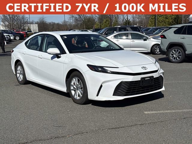 Used 2025 Toyota Camry LE FWD image 1