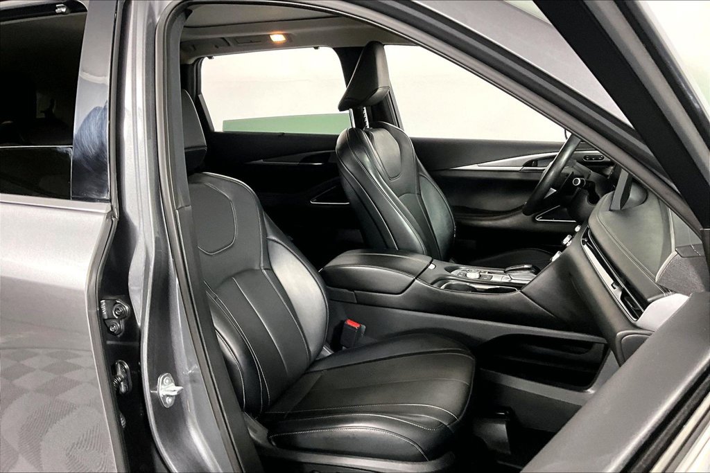 Used 2023 INFINITI QX60 Luxe w/ Vision Package AWD/4WD image 7