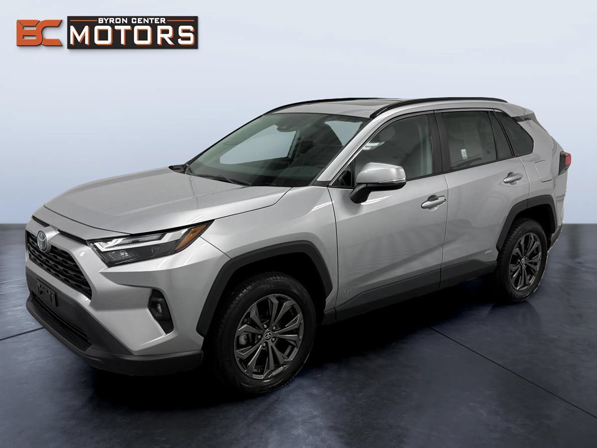 Used 2023 Toyota RAV4 XLE Premium AWD/4WD image 1