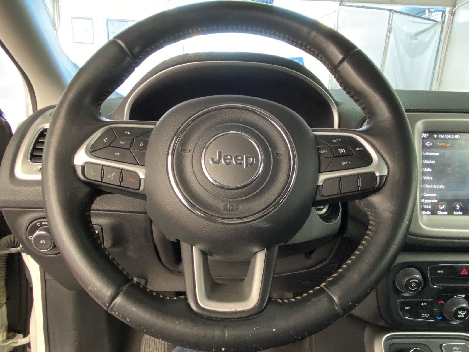 Used 2019 Jeep Compass Latitude w/ Popular Equipment Group image 24