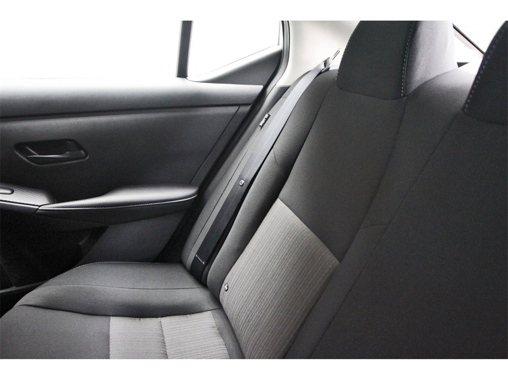 Used 2025 Nissan Sentra SV w/ All-Weather Package image 9