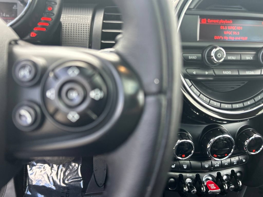 Used 2015 MINI Cooper 2-Door Hardtop FWD image 34