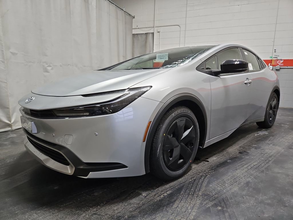 New 2026 Toyota Prius Plug-In Hybrid image 3