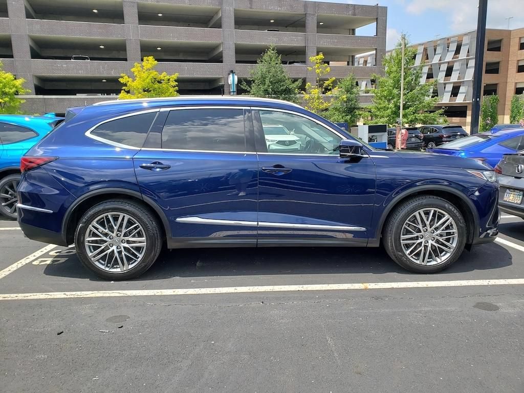 Used 2022 Acura MDX SH-AWD w/ Advance Package image 11