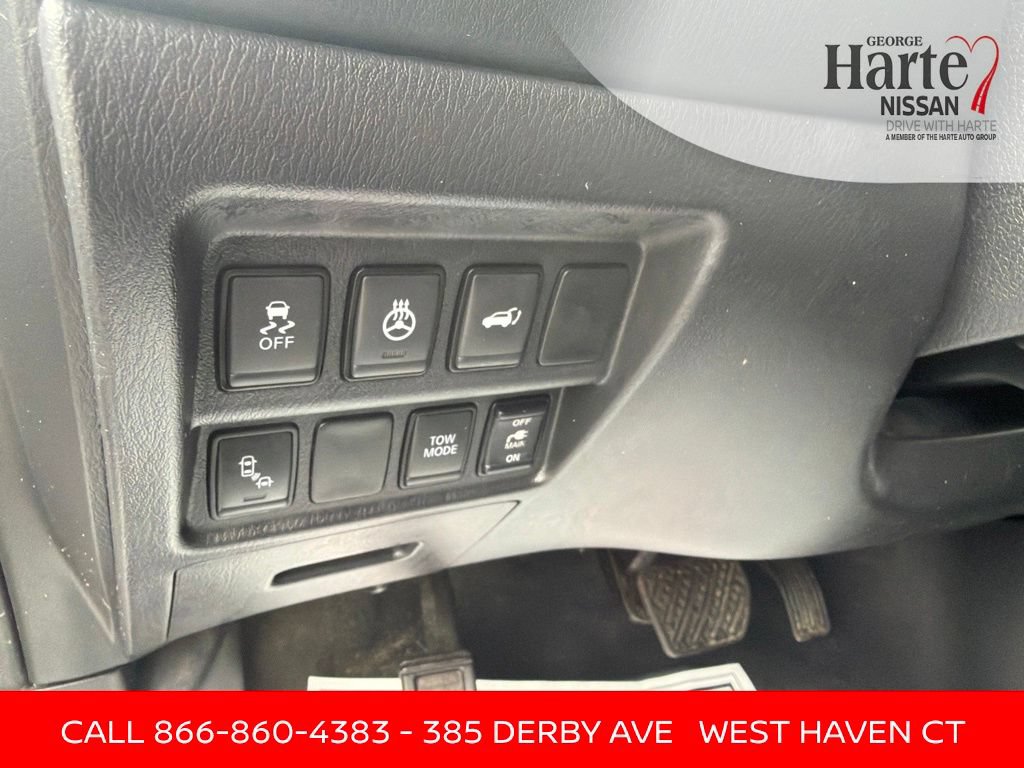 Used 2020 Nissan Pathfinder SL AWD/4WD image 15
