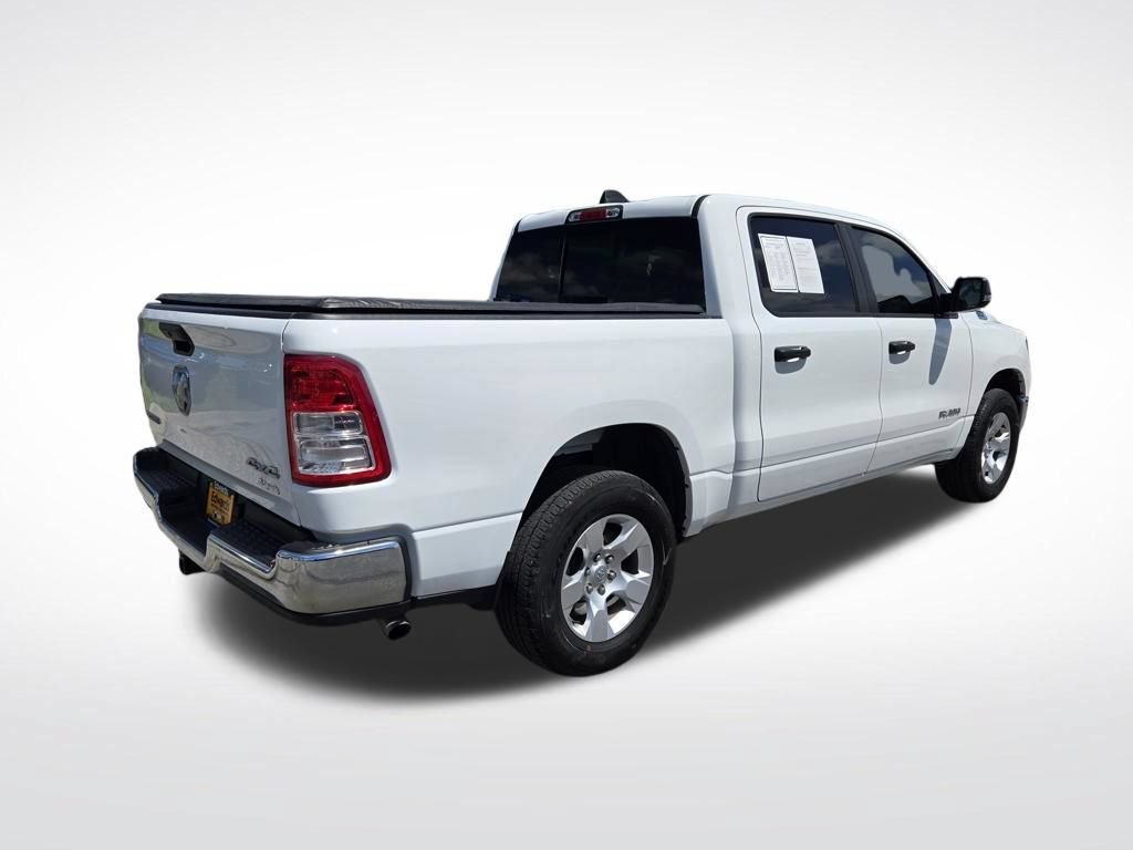 Used 2023 RAM 1500 Big Horn AWD/4WD image 3