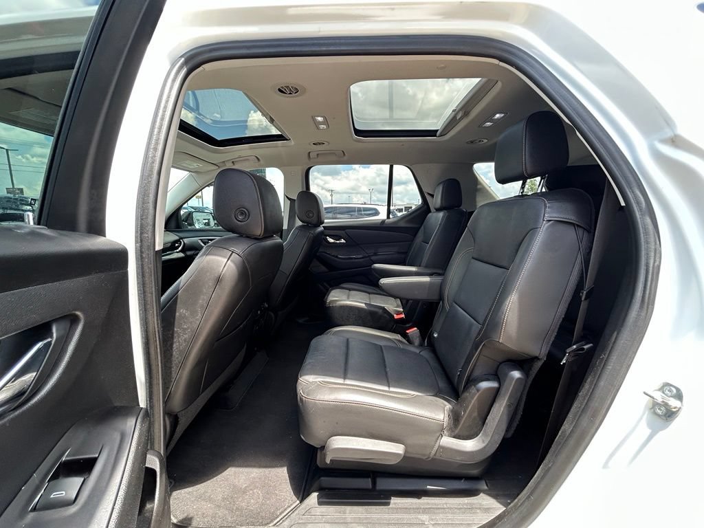 Used 2020 Chevrolet Traverse Premier w/ Redline Edition FWD image 8