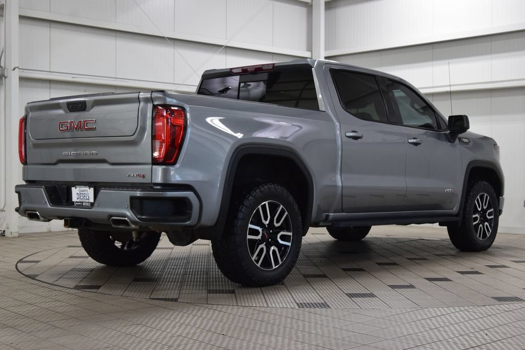 Used 2023 GMC Sierra 1500 AT4 w/ Technology Package AWD/4WD image 8