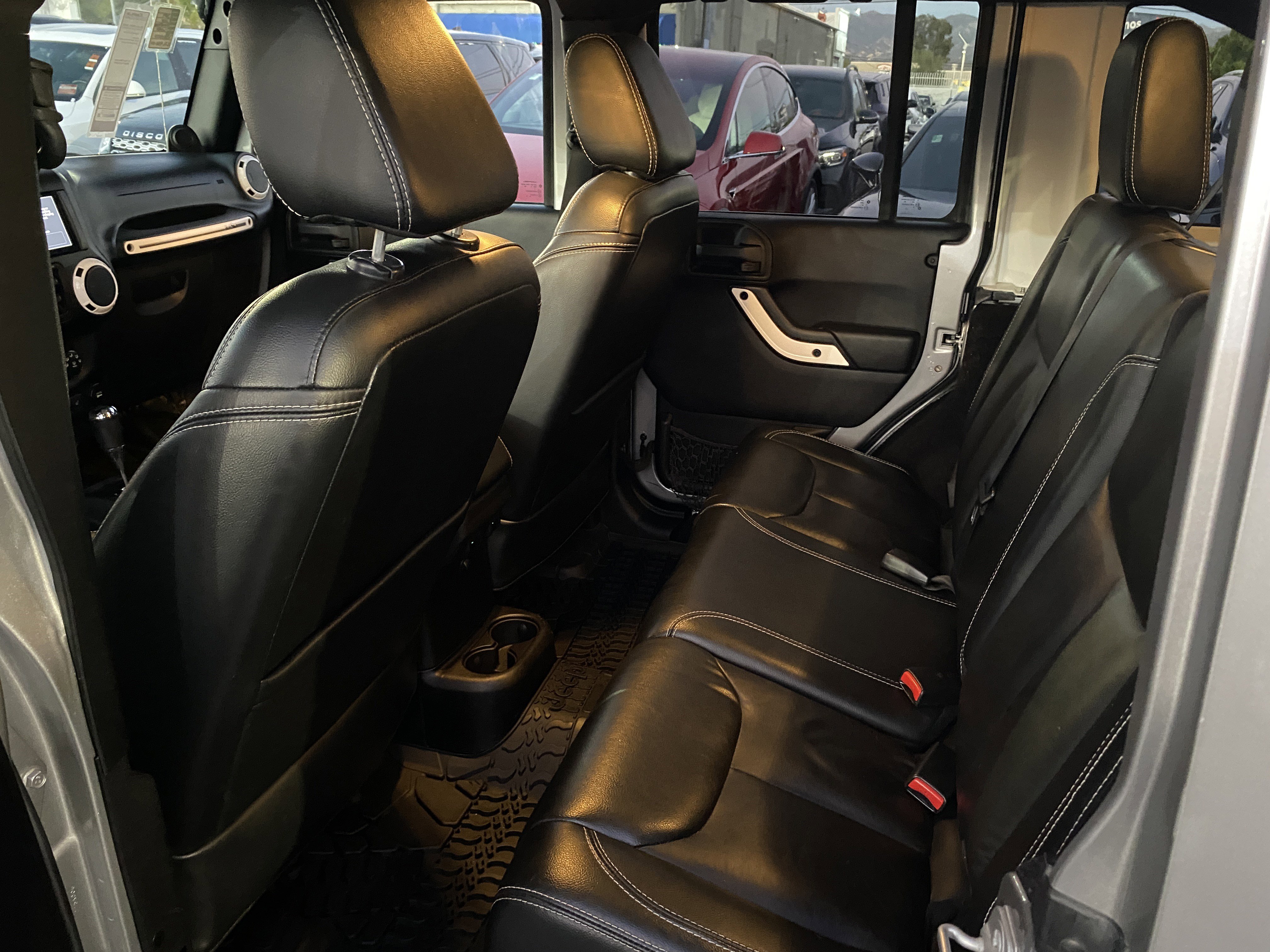 Used 2014 Jeep Wrangler Polar Edition image 11