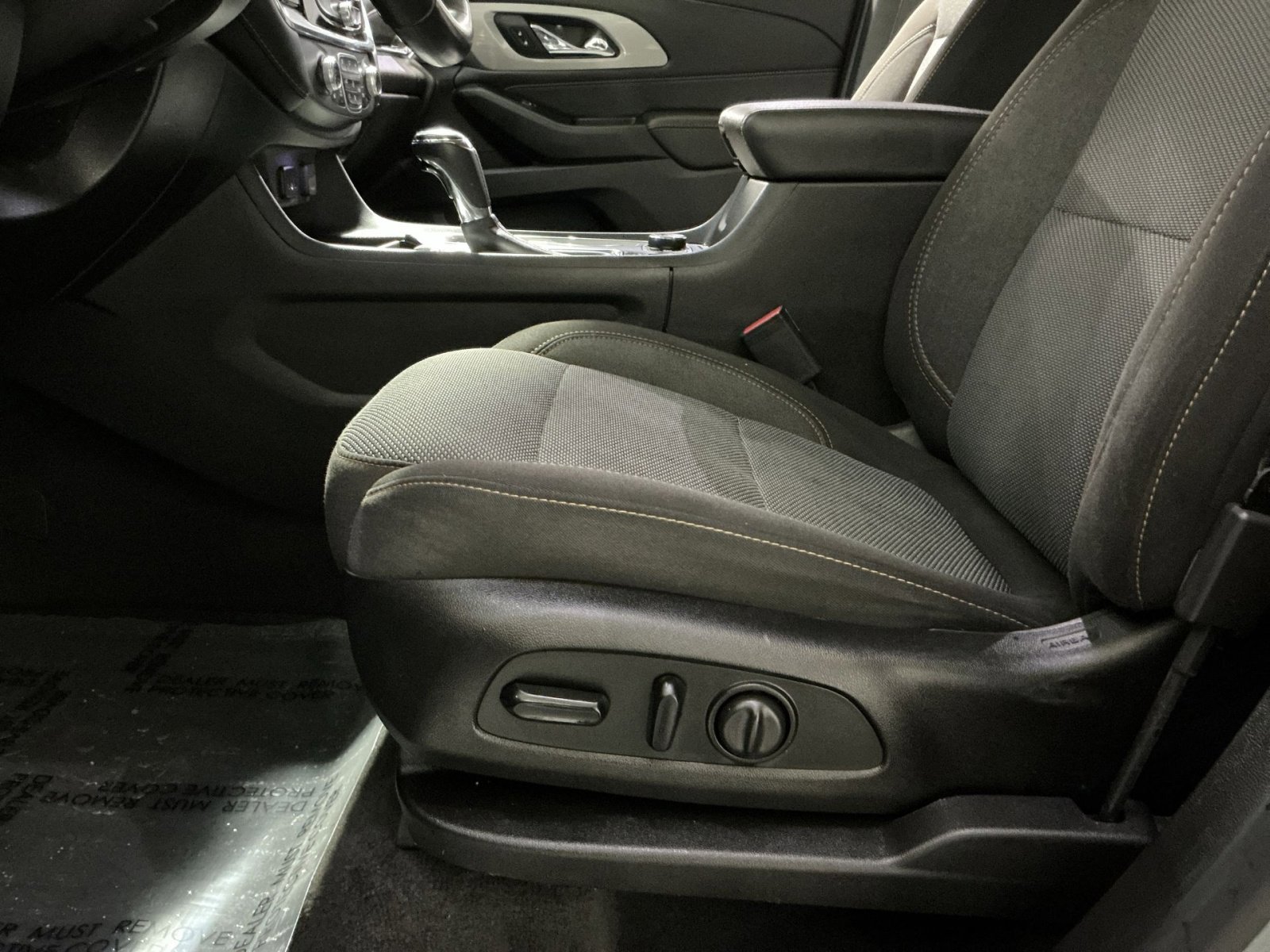 Used 2019 Chevrolet Traverse LT image 22