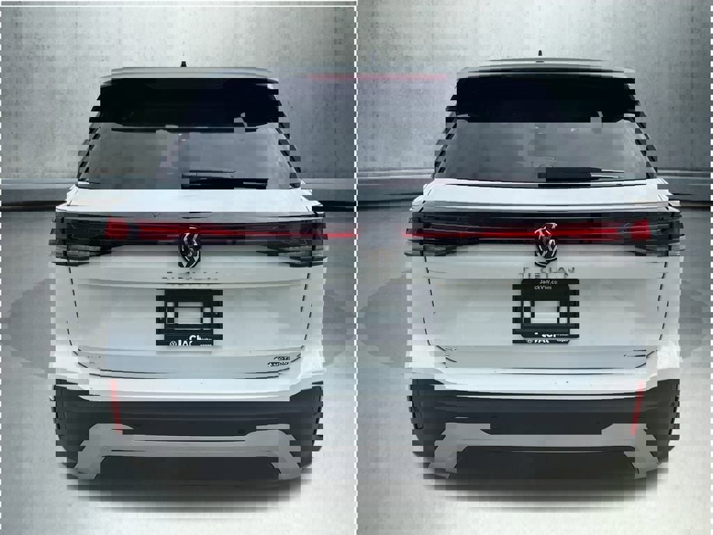 New 2026 Volkswagen Tiguan SE image 4