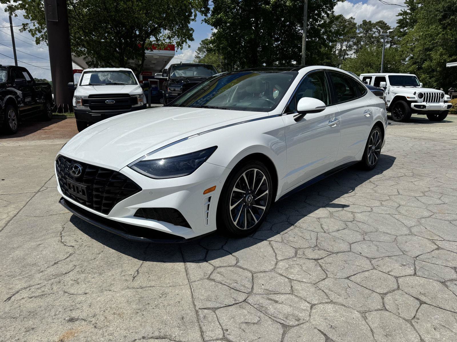 Used 2022 Hyundai Sonata Limited FWD image 9
