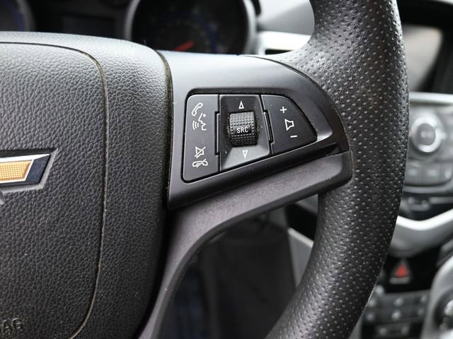 Used 2016 Chevrolet Cruze LT image 21
