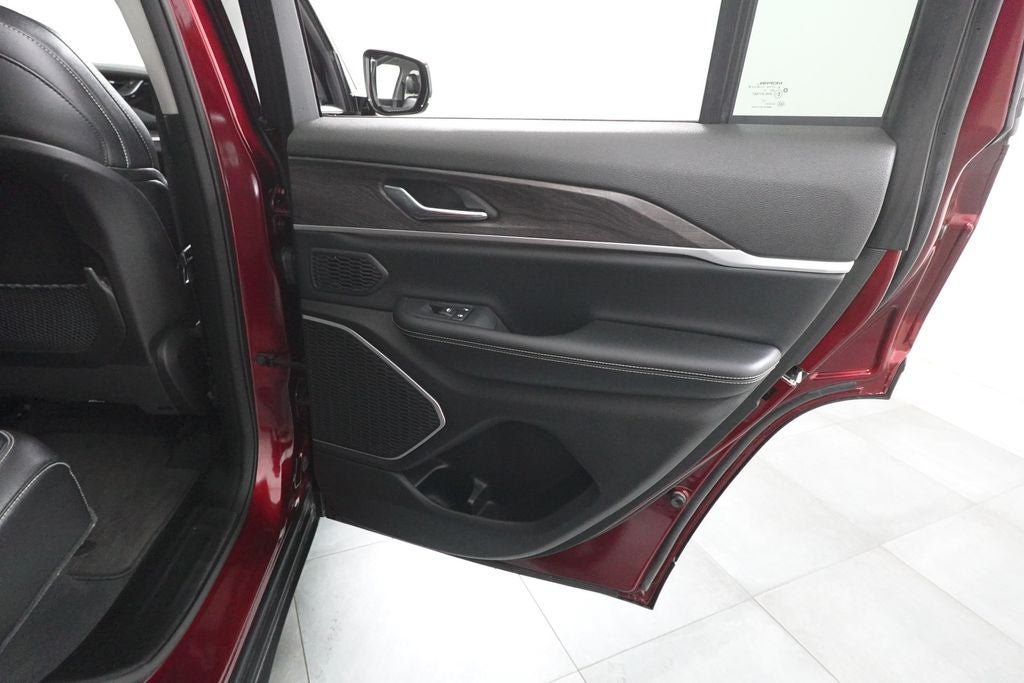 Used 2024 Jeep Grand Cherokee Limited 4xe AWD/4WD image 26