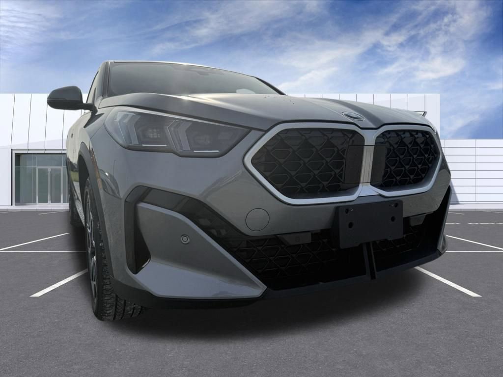 Used 2025 BMW X2 xDrive28i image 8